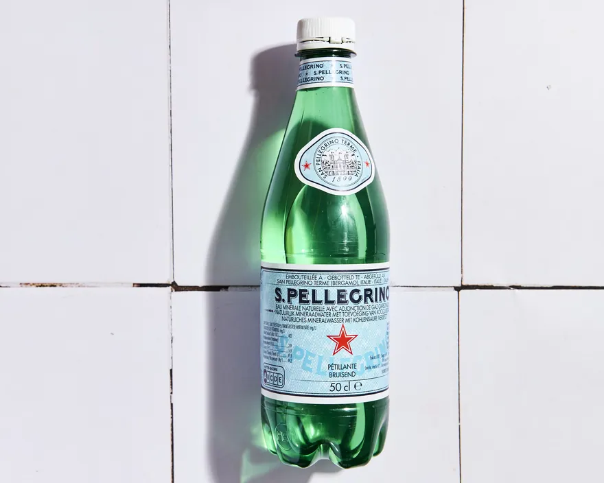 San Pellegrino 50cl - menu CRISPY SOUL, poulet frit halal et waffle burgers